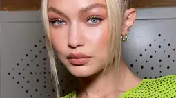 Gigi Hadid, Model Victoria's Secret yang baru-baru ini dikabarkan dekat dengan aktor tampan Leonardo DiCaprio karena keduanya terlihat bersama di sebuah pesta di kota New York. Kedekatan ini di dukung dengan status Gigi yang saat ini sedang lajang setelah putus dari Zayn Malik. (Instagram/gigihadid)