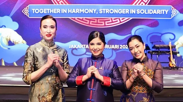 Rayakan Imlek, Annisa Pohan Pancarkan Aura Bumil Cantik dengan Full Makeup