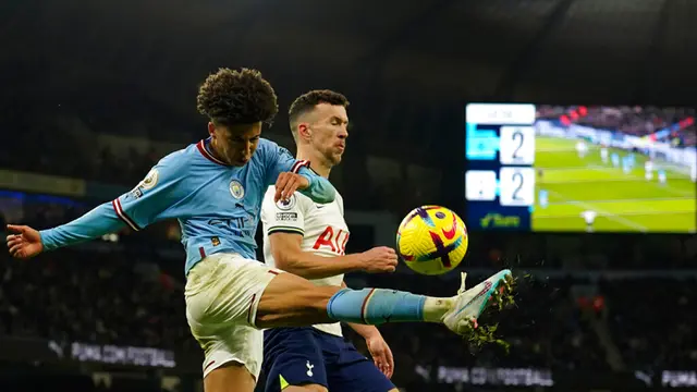 Hasil Liga Inggris: Manchester City Kalahkan Tottenham Hotspur Lewat Comeback Gemilang