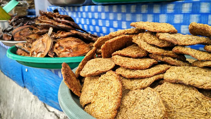 Menikmati Dahsyatnya Ikan Rinuak, Kuliner Khas Danau Maninjau