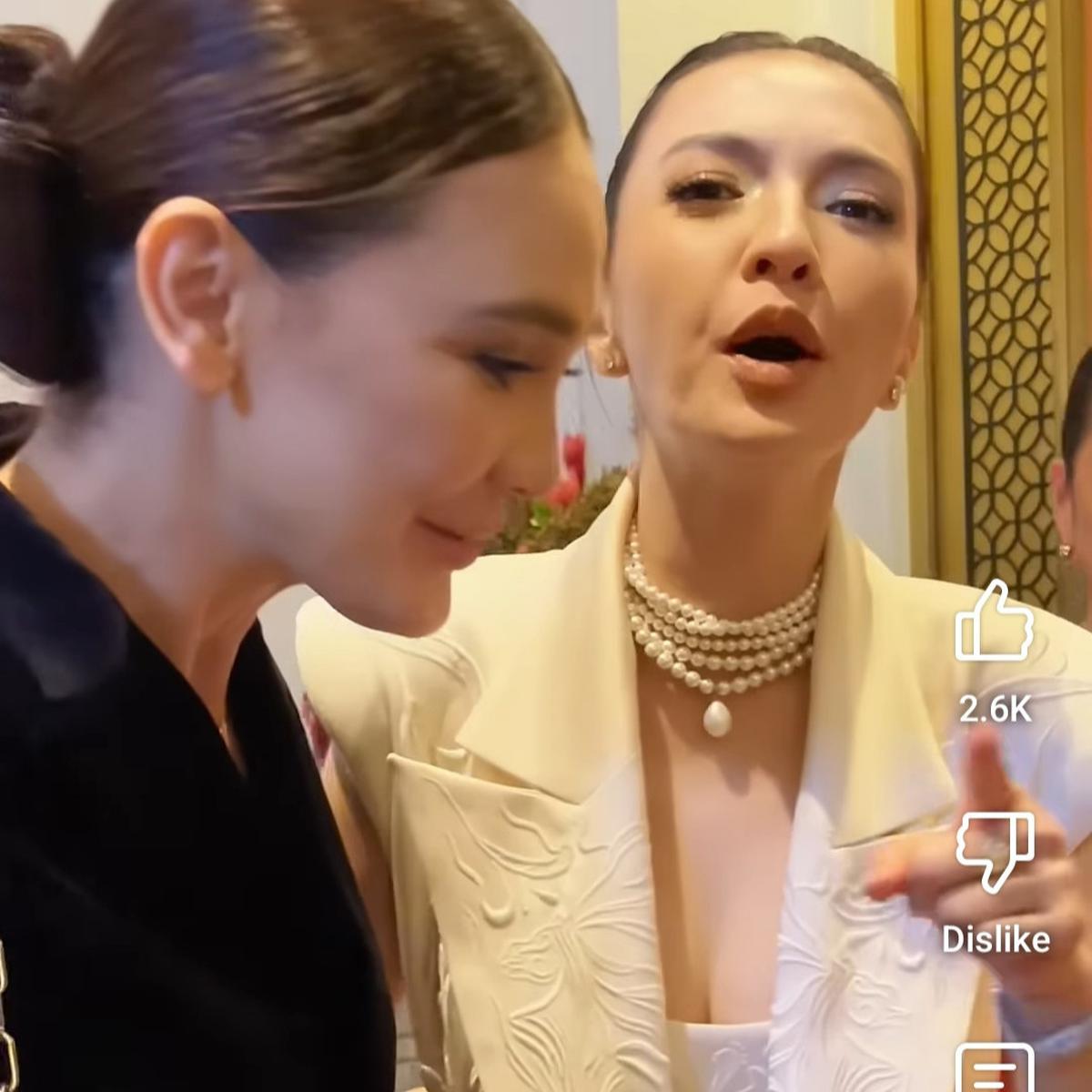 5 Potret Raline Shah Resmi jadi Presiden Jomblo Indonesia, Sudah Sertijab dengan Luna Maya Ditandai Penyerahan 'Mahkota'
