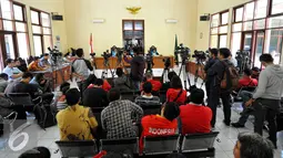 Suasana persidangan di PTUN Jakarta Timur, Selasa (14/7/2015). PTUN memenangkan gugatan PSSI atas SK Kemenpora yang memberikan sanksi administratif terhadap PSSI, Jakarta, Selasa (14/7/2015). (Liputan6.com/Yoppy Renato)