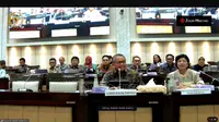 Gubernur Bank Indonesia, Perry Warjiyo dalam Rapat Kerja dengan Komisi XI DPR RI, Kamis (12/9/2024). Bank Indonesia (BI) membeberkan mengenai progres pembentukan central counterparty (CPP) yang merupakan lembaga penjamin transaksi derivatif suku bunga dan nilai tukar.