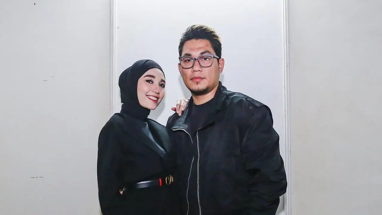 [Fimela] Rizal Armada dan Monica Imas