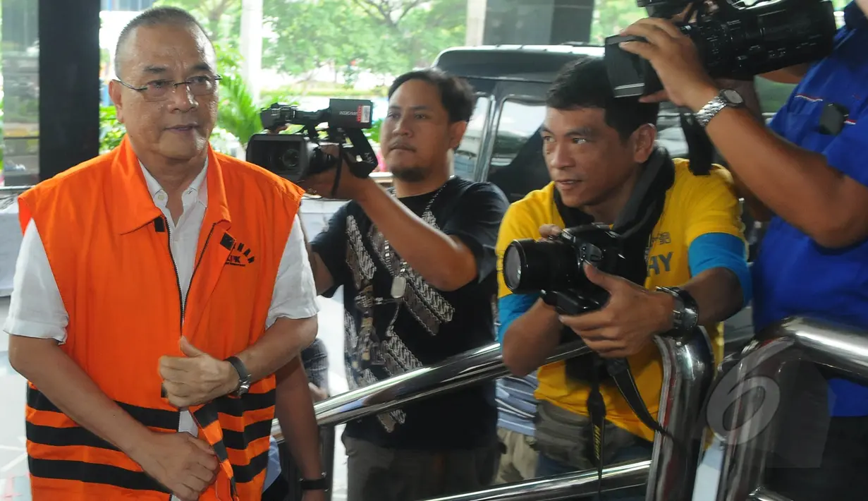 Tersangka kasus dugaan korupsi pembangunan Wisma Atlet SEA Games Palembang, Rizal Abdullah kembali menjalani pemeriksaan di KPK, Jakarta, Kamis (19/3/2015). (Liputan6.com/Herman Zakharia)