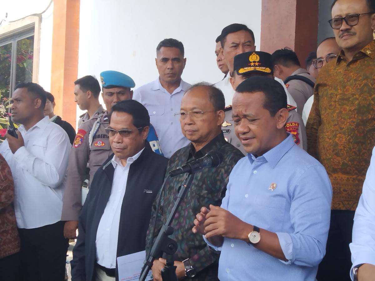 Judul: Menteri Bahlil Tambah Kuota Pertalite 15 Hari di Bali dan 7 Kapal, Antisipasi Antrean Panjang