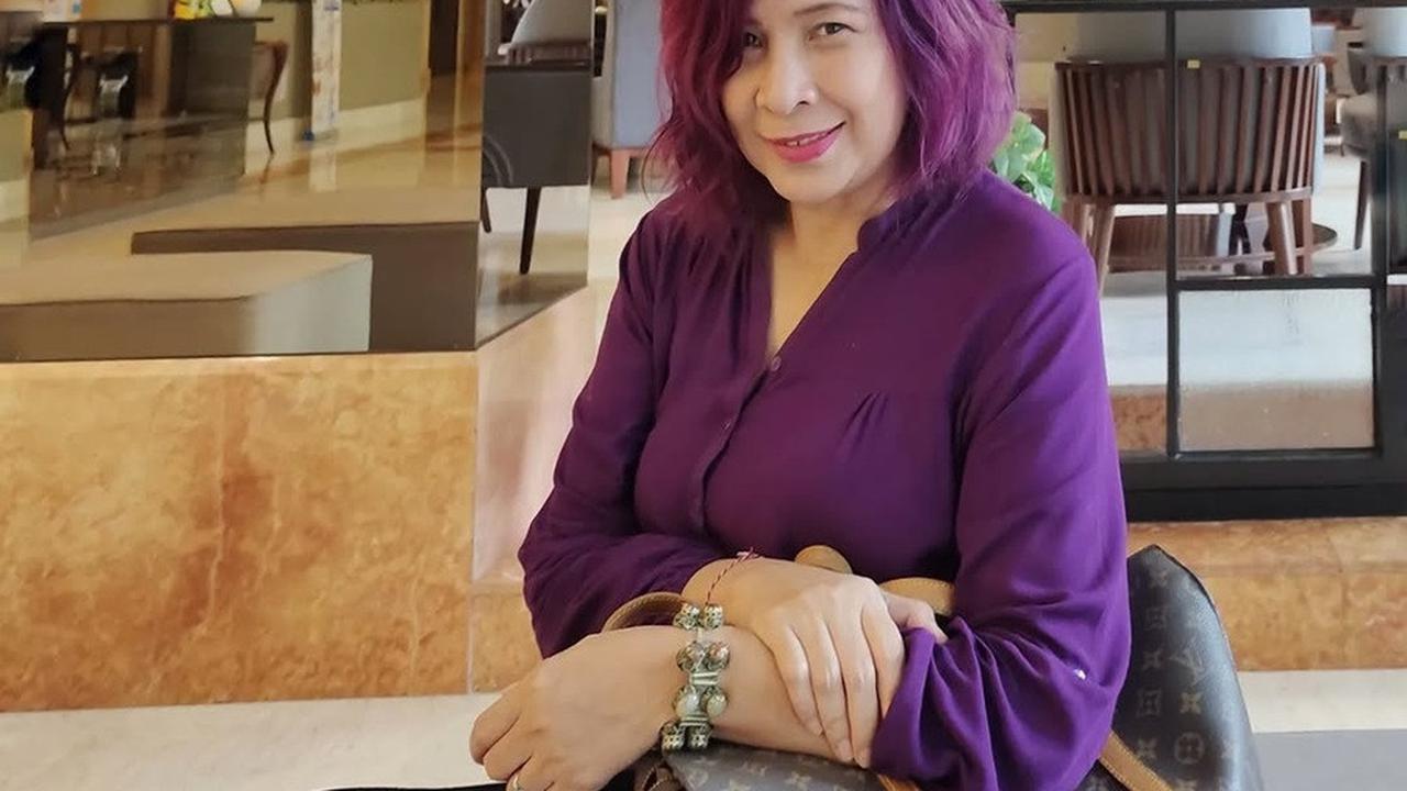 7 Potret Suasana Rumah Duka Penyanyi Irianti Erningpraja, Addie MS hingga Dewa Budjana Datang Melayat