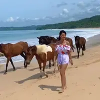 Farah Quinn (Instagram/farahquinnofficial)