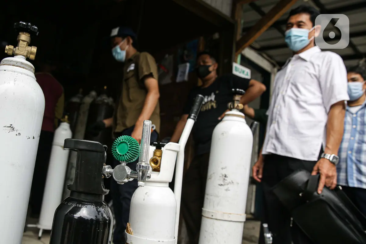Imbas kasus COVID-19 Melonjak, Permintaan Pengisian Tabung Oksigen Meningkat
