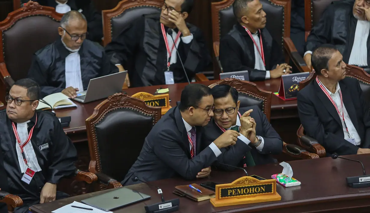 Tim Nasional Anies-Muhaimin dan Tim Hukum Nasional (THN) AMIN akan segera memberikan pernyataan terkait dengan putusan tersebut. (Liputan6.com/Angga Yuniar)