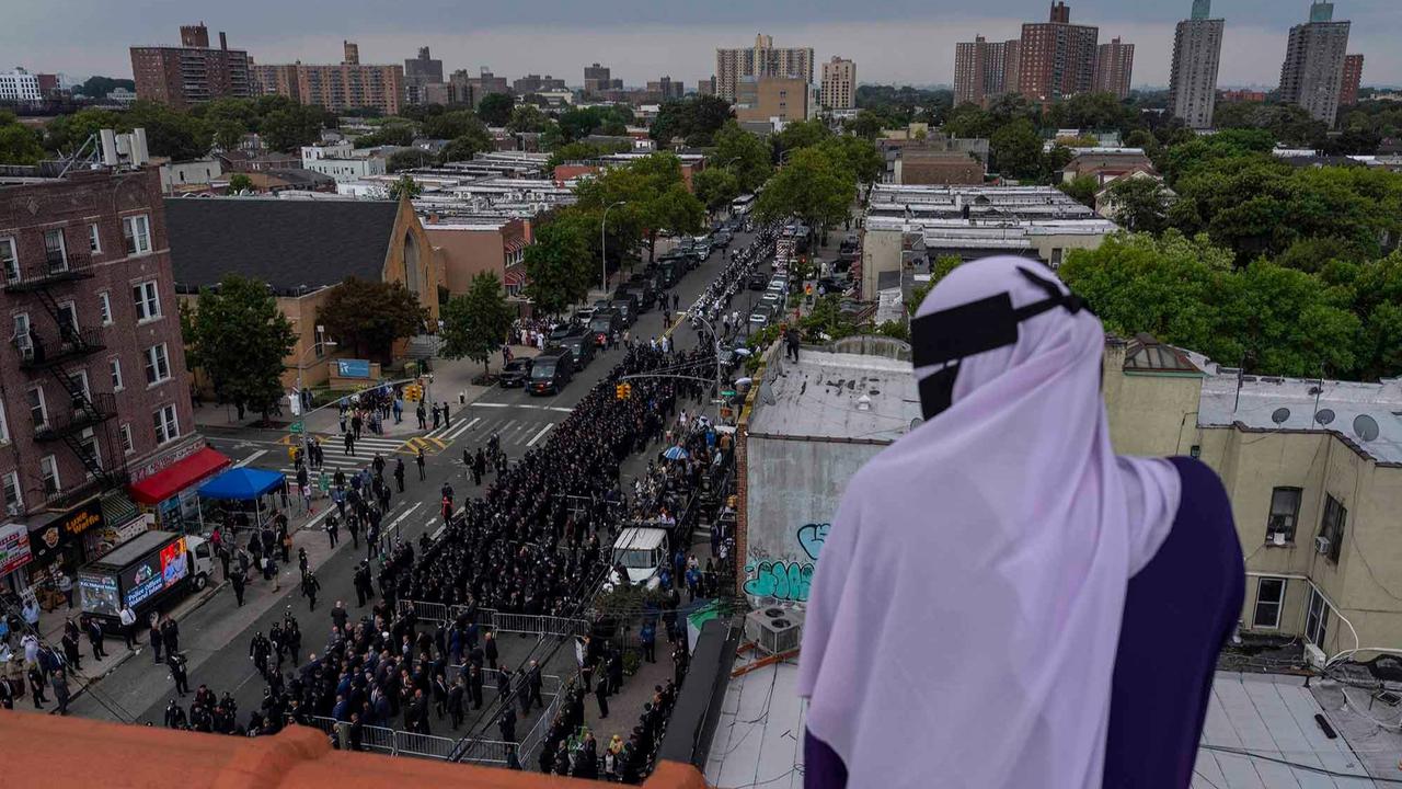 FOTO: Penghormatan Terakhir untuk Didarul Islam, Polisi Muslim New York yang Gugur Saat Penembakan Massal