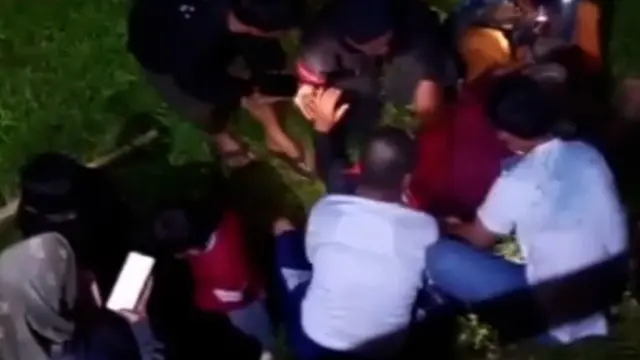 Nestapa Guru Honorer di Sukabumi Patah Kaki Terjatuh dari Jembatan Lapuk
