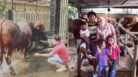 Hardi Fadhillah jadi peternak sapi monster (Sumber: Instagram/hardifadhillah_sapimonster)