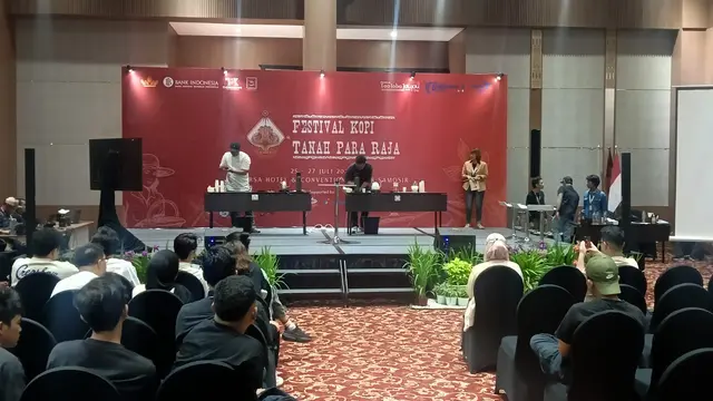 Berkah Kopi Pardosir untuk Samosir, Biayai Keluarga sampai Jadi Produk Oleh-Oleh Andalan