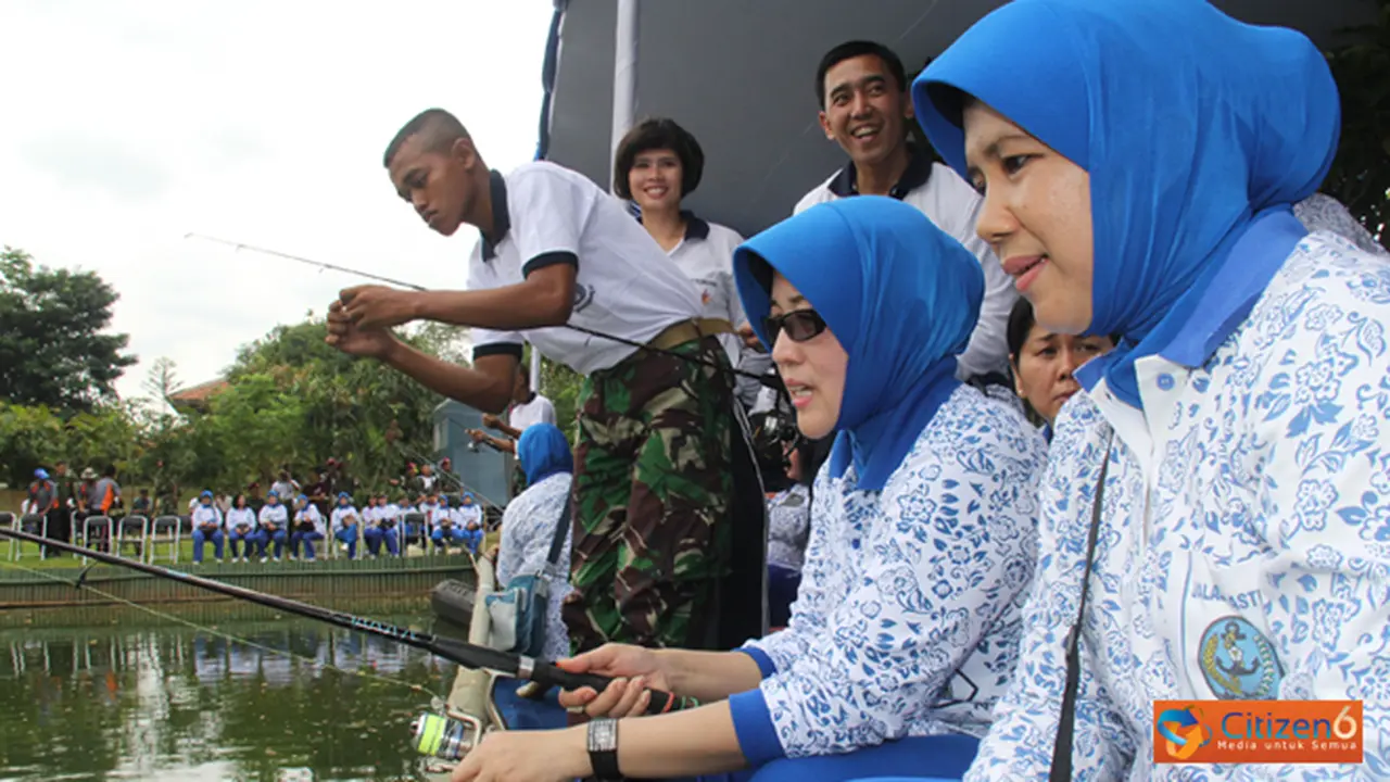 121221bmancing.jpg