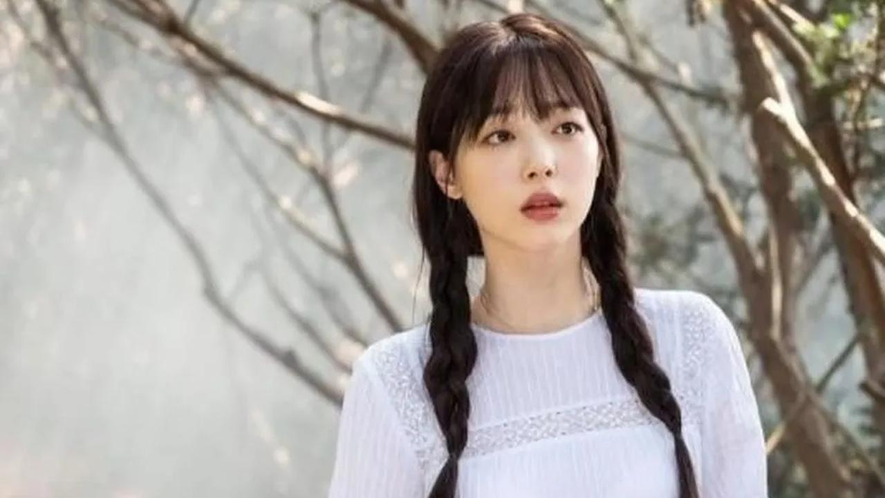 "Dear Jinri" bukan hanya sebuah dokumenter tentang Sulli, tetapi juga jendela ke dunia kejam industri hiburan K-Pop.