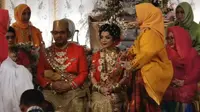 Akad nikah Danny Rukmana dan Raiyah mengusung adat Bugis-Makassar. [dok. screenshot Youtube Cendana TV]