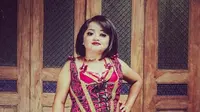 Nanik Indarti seniman dwarfisme Yogyakarta. Foto: Instagram @unique_project_theatre.