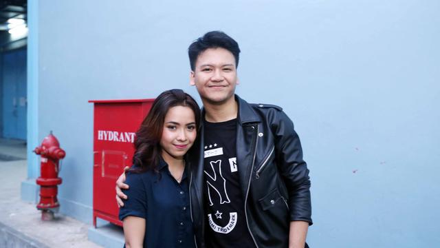 Sebulan Menikah Istri Ilham Smash Hamil Showbiz Liputan6 Com