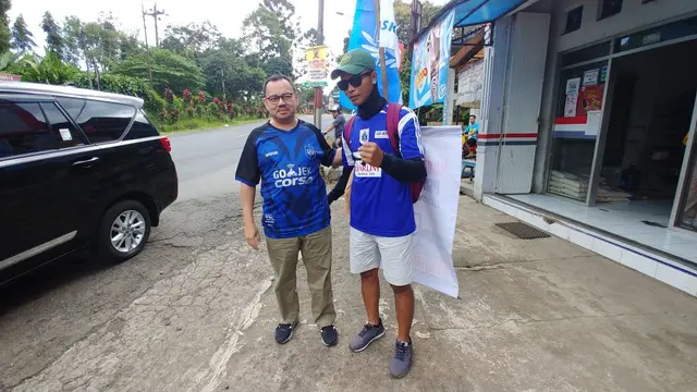 Sudriman Said bertemu suporter PSIS di tengah perjalanannya (Tim Media Sudirman Said)