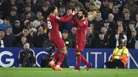 Mohamed Salah (kanan), mencetak dua gol dalam kemenangan Liverpool 6-1 atas Leeds United pada pekan ke-31 Premier League 2022/2023 di Elland Road, Selasa (18/4/2023) dini hari WIB. (AP/Rui Vieira)