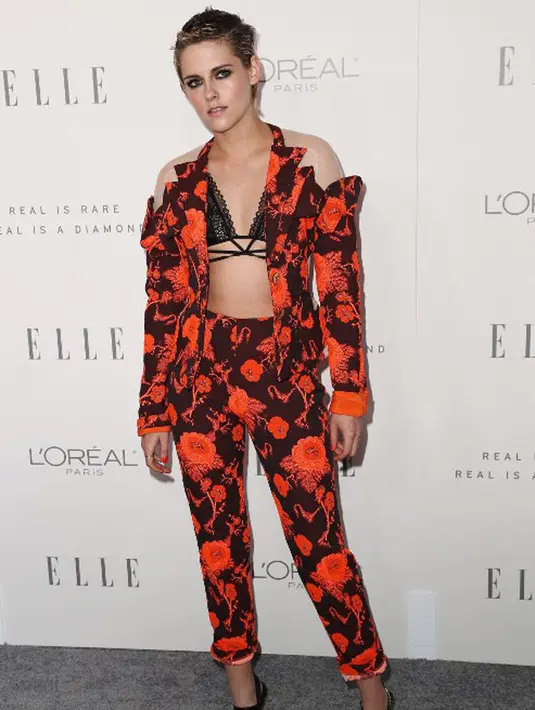 “Aku lelah dengan semua yang aku jalani. Terkadang, aku pun lelah saat diminta untuk tersenyum saat melakukan sesi pemotretan,” ujar Kristen Stewart. (AFP/Frederick M. Brown)