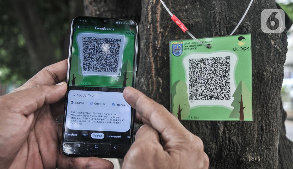 Ribuan Pohon di Depok Dipasang QR Code - Page 1 - Foto Liputan6.com