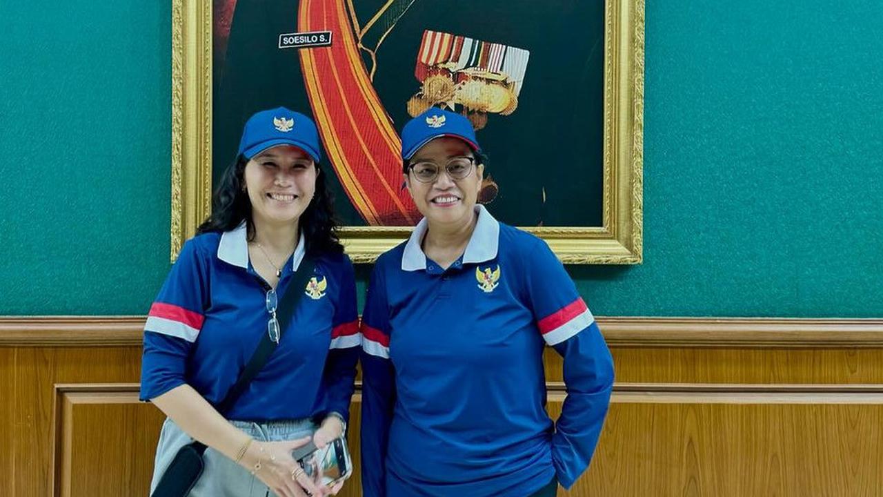 Gaya Kece Veronica Tan Foto Bareng Sri Mulyani di Akmil, 'Disaksikan' para Jenderal Legendaris