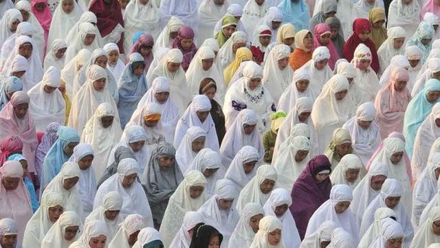 sholat IED. ©2012 Merdeka.com/dwi narwoko