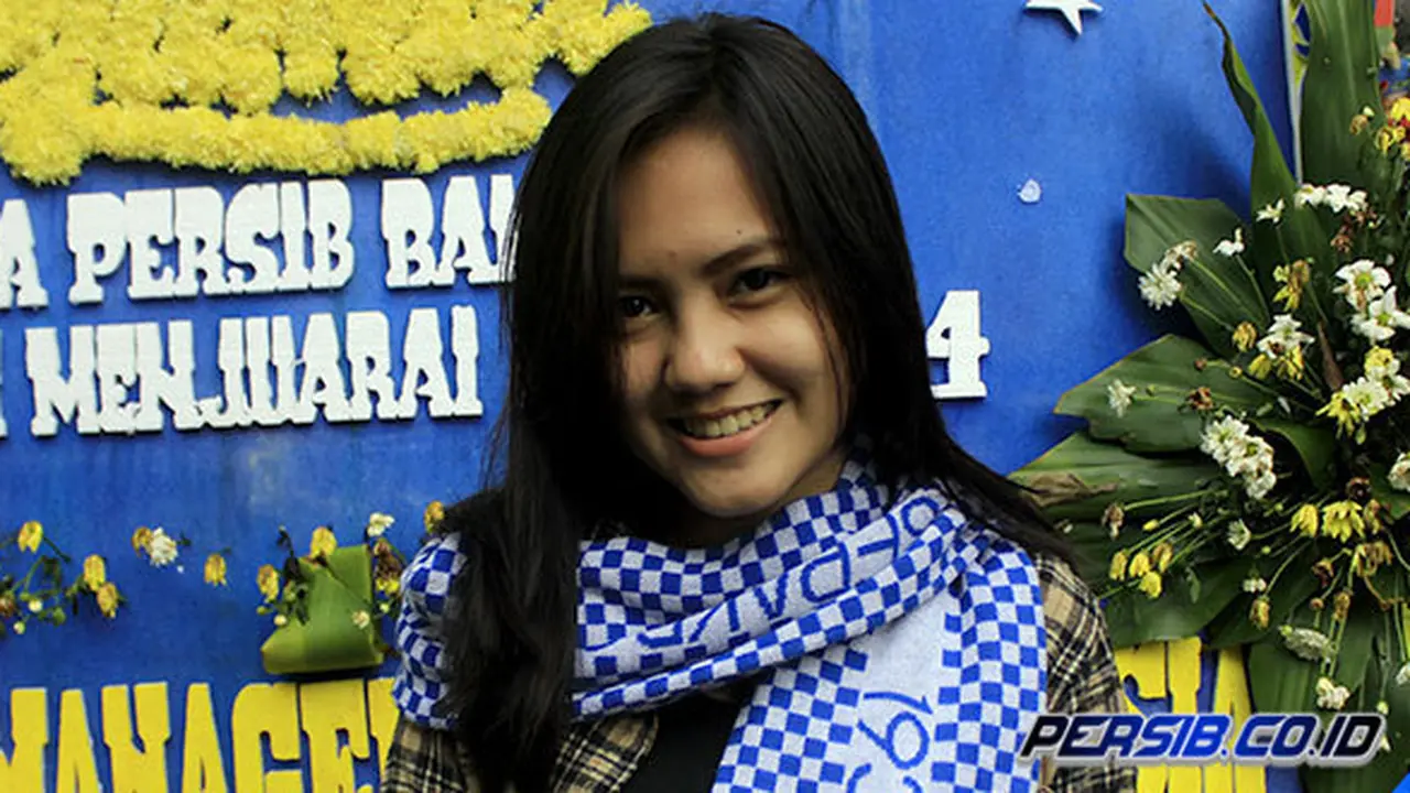 Bobotoh Cantik Ini Ingin Persib Lebih Solid