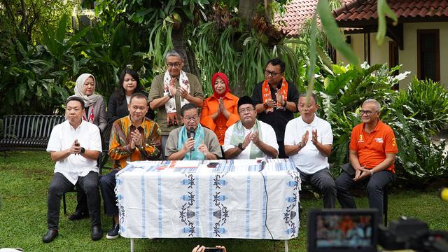 Pasangan calon Gubernur dan Wakil Gubernur Jakarta nomor urut 3, Pramono Anung-Rano Karno mendeklarasikan kemenangan di Pilkada Jakarta 2024.