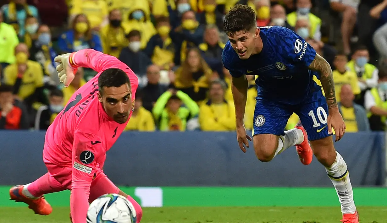 Christian Pulisic. Pemain sayap Amerika Serikat berusia 22 tahun ini dipercaya Chelsea mengenakan jersey nomor punggung 10 mulai musim lalu setelah di awal kedatangannya pada 2019/2020 mengenakan nomor punggung 22. Ia mewarisi nomor punggung 10 dari Willian. (Foto: AFP/Paul Ellis)