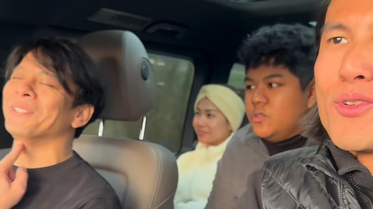 Postingannya menuai bayak komentar dari netizen. Mereka menuliskan berbagai komentar.<br>
