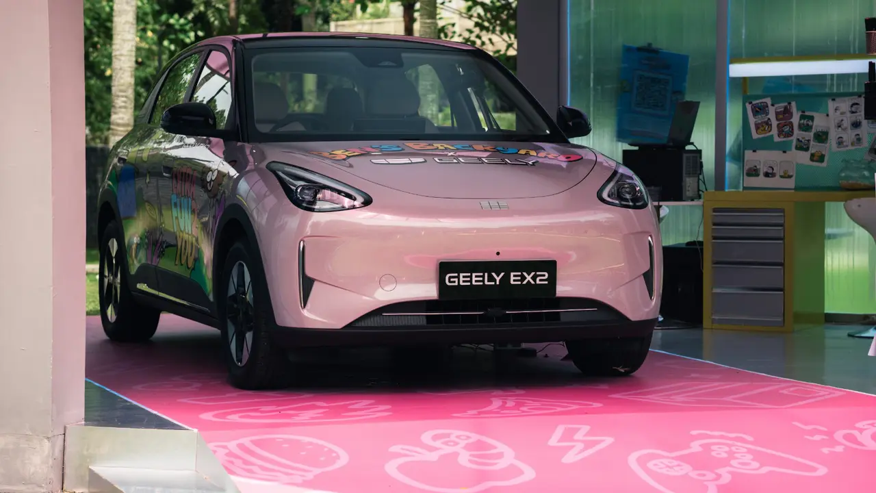 Geely Tampilkan EX2 sebagai Kanvas Gambar (ist)