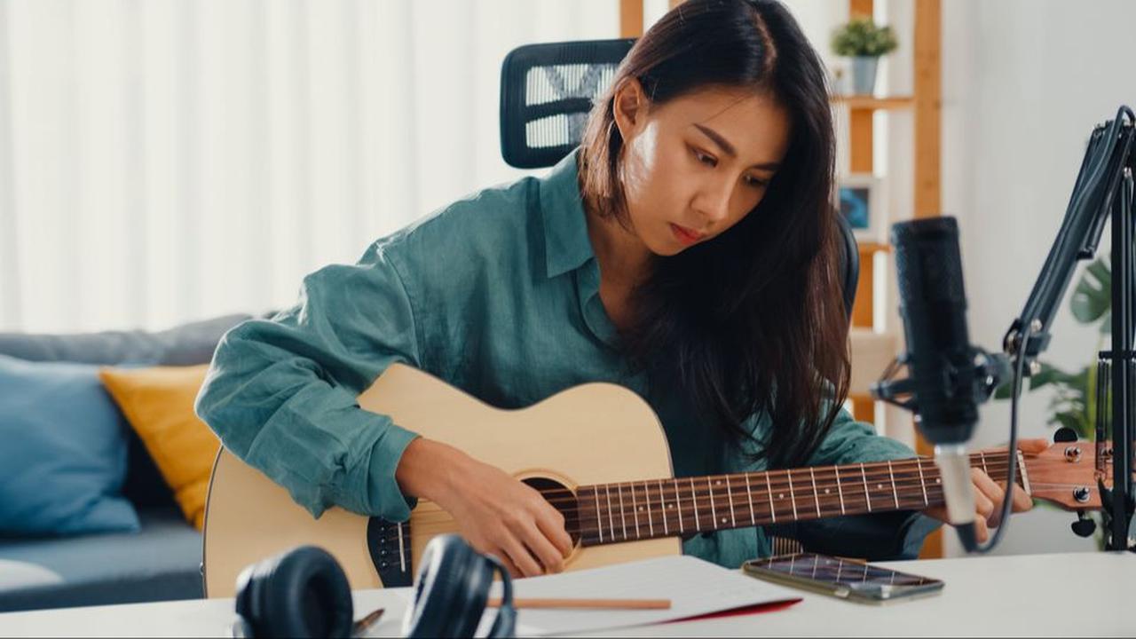 Dapat Inspirasi Buat Bikin Musik? Manfaatkan Aplikasi di Smartphone!