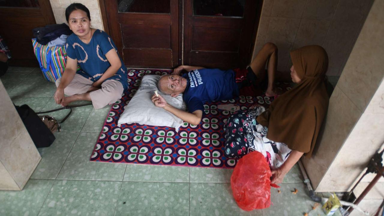 Banjir akibat luapan Sungai Ciliwung di Jakarta