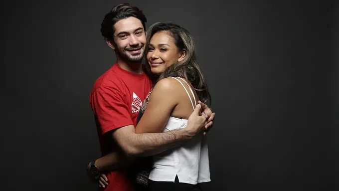 [Bintang] Reza Rahadian - Adinia Wirasti