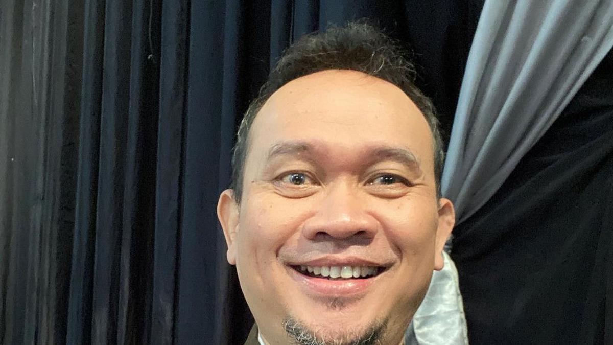 Potret Dapur Sederhana di Rumah Cak Lontong yang Dekat dengan Masjid
