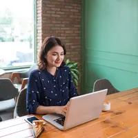 7 Zodiak Cold Flame yang Terlihat Biasa tapi Sangat Cerdas./Copyright depositphotos.com/makistock