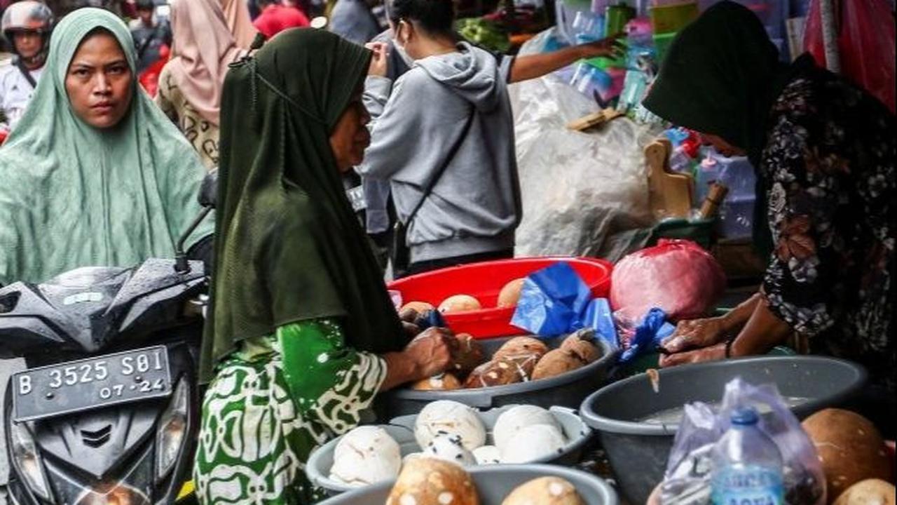 Lembaga Survei Indonesia (LSI) merilis hasil survei terkait penilaian publik terhadap keadaan ekonomi nasional saat ini. Mayoritas publik merasa ekonomi nasional buruk.
