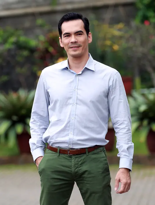 “Kalo anak-anak kan moodnya. Kita harus sabar. Kalau dia cape mau tidur ya kita harus nunggu. Anak-anak itu kerja dan raja di lokasi syuting," jelas Atalarik Syah. (Deki Prayoga/Bintang.com)