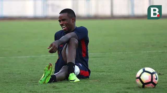 Greg Nwokolo