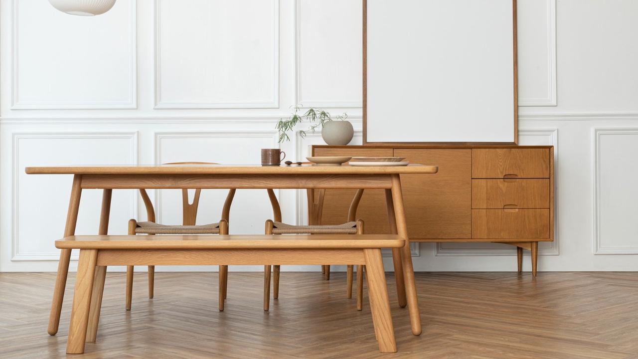 Lantai dan Furnitur Kayu