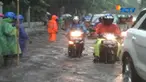 Waspada. BMKG memprediksi hari ini Jakarta diguyur hujan dengan intensitas sedang.