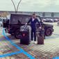 Gaya Marko Simic saat hendak kembali ke Indonesia setelah pulang ke Kroasia. Penampilan dia sangat rapi dengan kendaraan dan tas mewahnya (dok.Instagram/@markosimic_77/https://www.instagram.com/p/CMRuGY3Bda1/Komarudin)