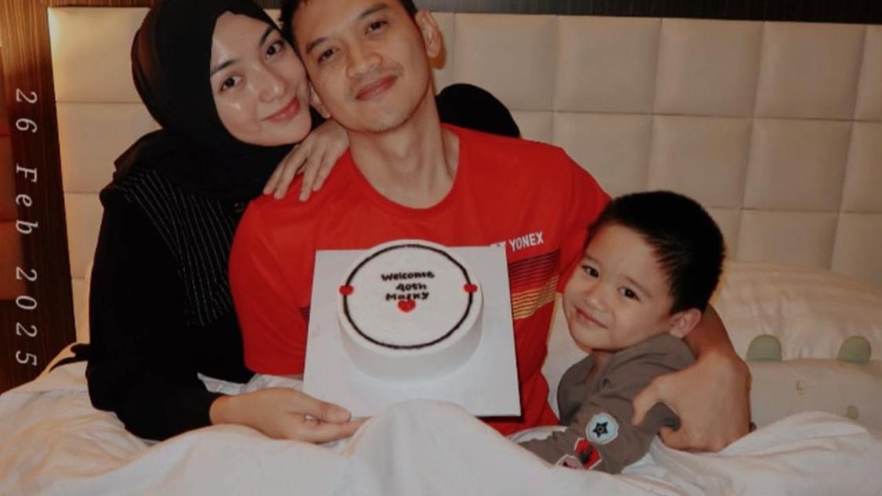 Momen Manis Kejutan Ulang Tahun ke-40 Rezky Aditya dari Citra Kirana dan Sang Anak