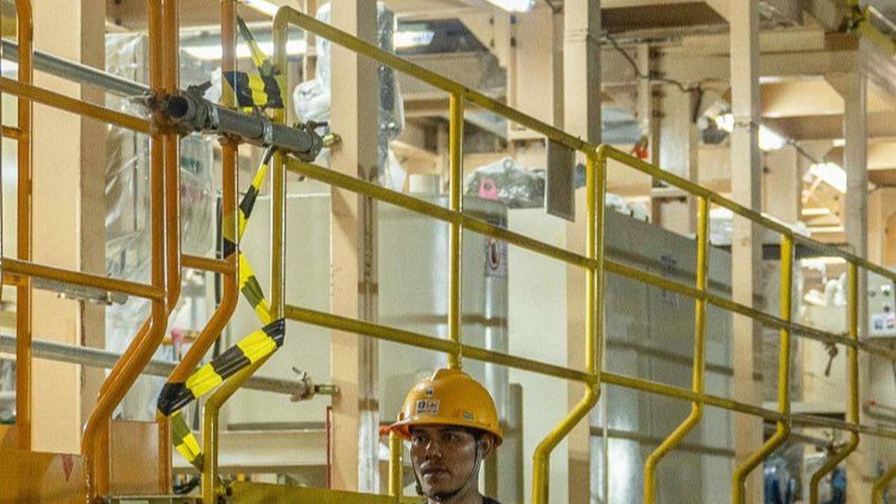 Terhubungnya Stasiun Glodok dan Stasiun Kota itu ditandai dengan selesainya pembangunan terowongan sisi utara atau northbound oleh mesin bor terowongan (Tunnel Boring Machine) 1.&nbsp;Foto: Liputan6.com/Herman Zakharia
