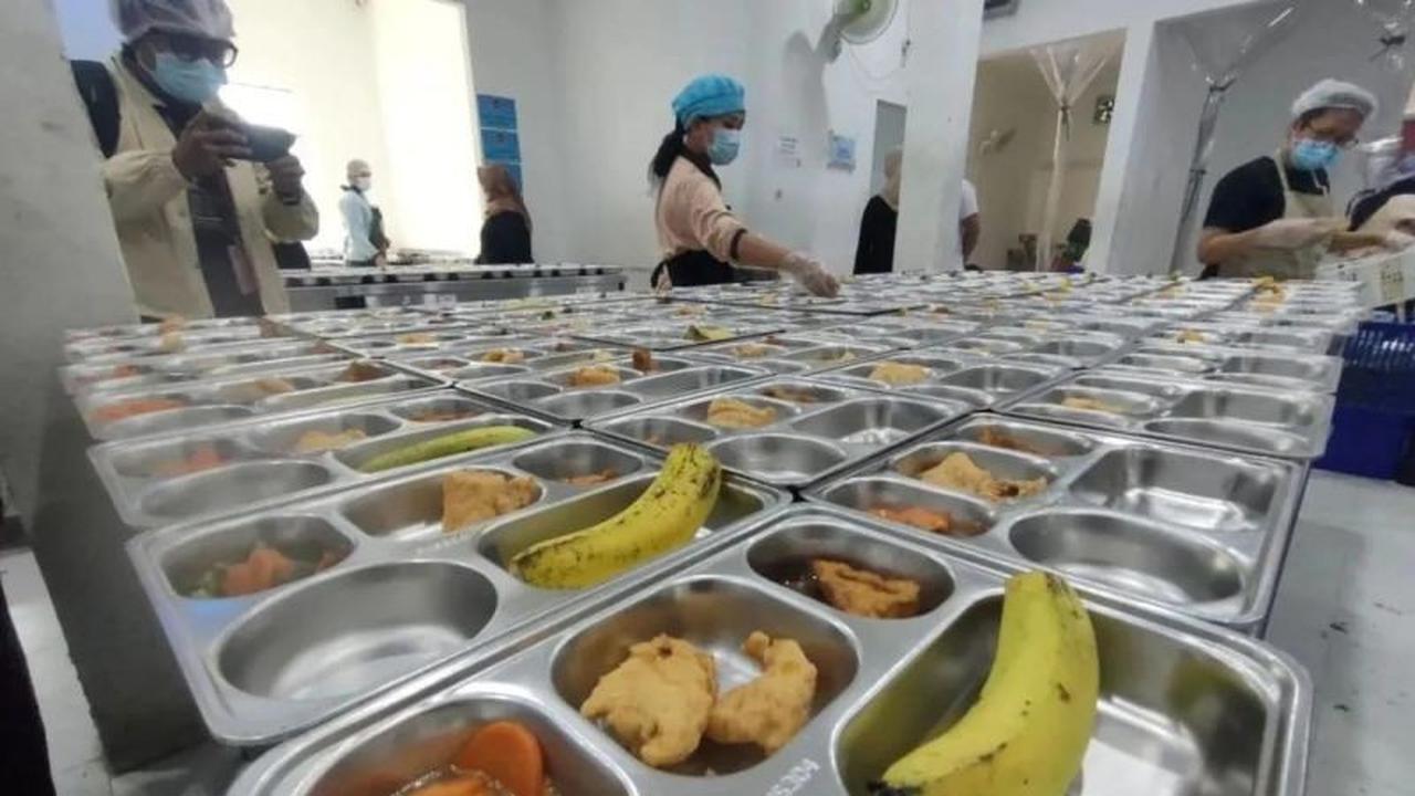 Terungkap! 560 Dapur Makanan Gratis Program MBG Telah Kantongi Sertifikat Higiene, Ini Alasannya Penting!