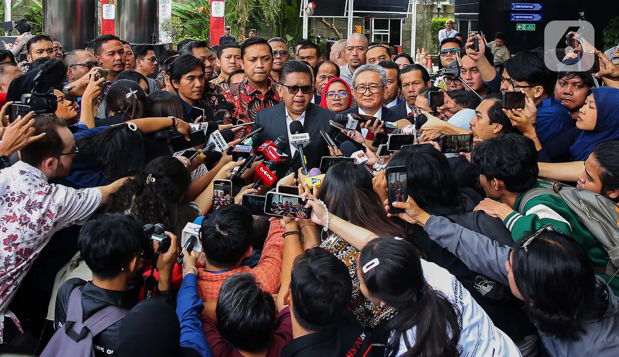 Hasto Kristiyanto juga mengatakan kepada sejumlah pewarta bahwa dirinya akan memberikan keterangan sebaik-baiknya. (Liputan6.com/Angga Yuniar)