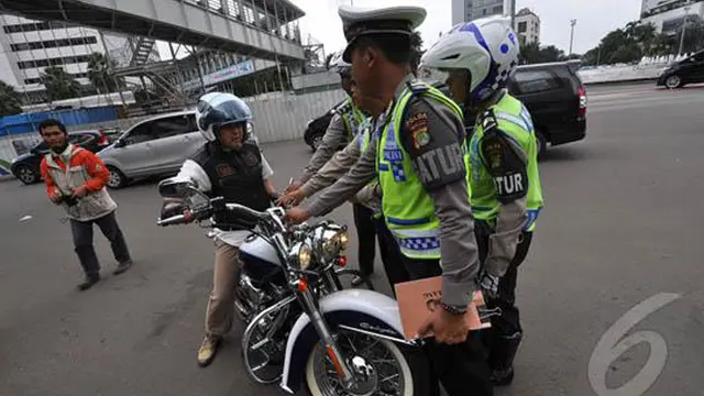 Ahok tidak masalah jika pergub pelarangan motor di gugat ke MA